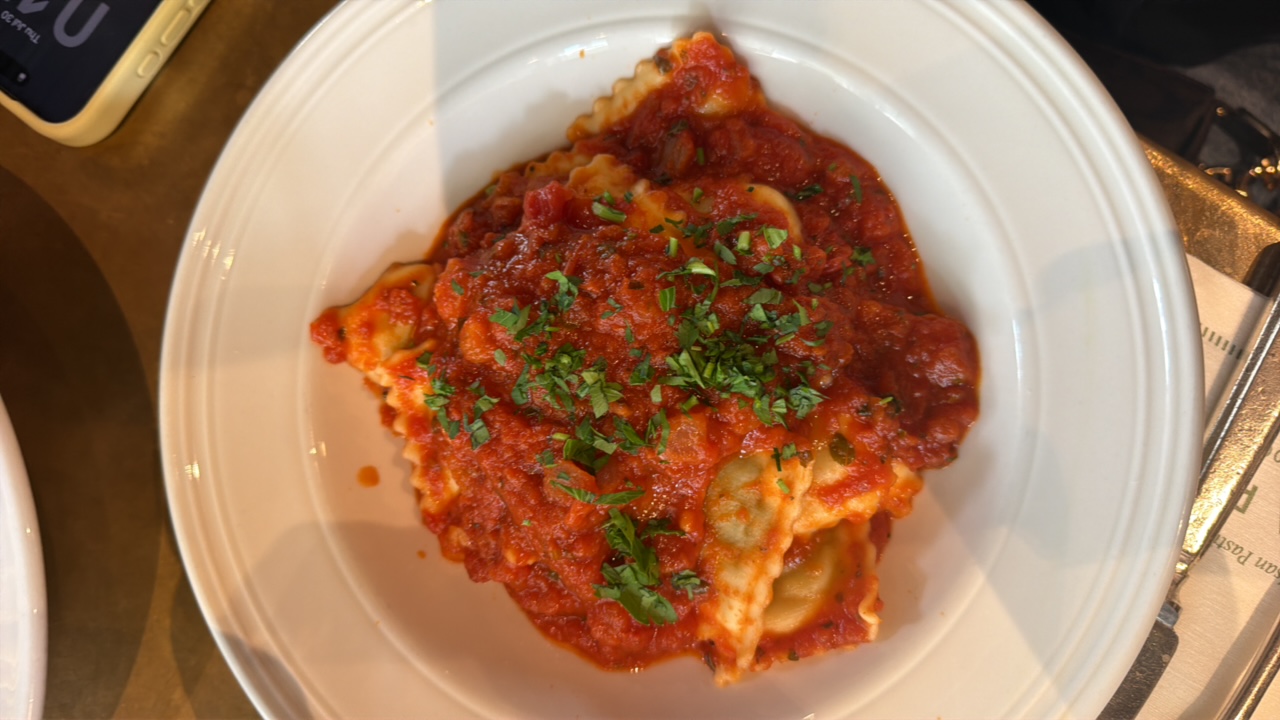 Spinach Ravioli at La Tua Pasta — photo from a diner