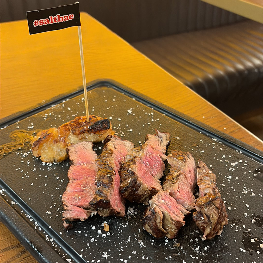 Beef Fillet at Nusr-Et KAPALIÇARŞI — photo from a diner